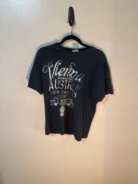 Vintage Fox Originals Vienna Austria Graphic T-Shirt Large Black